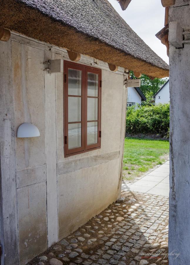 Ragnhilds Gard, Hostel Nyord エクステリア 写真
