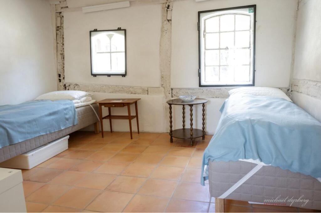Ragnhilds Gard, Hostel Nyord エクステリア 写真