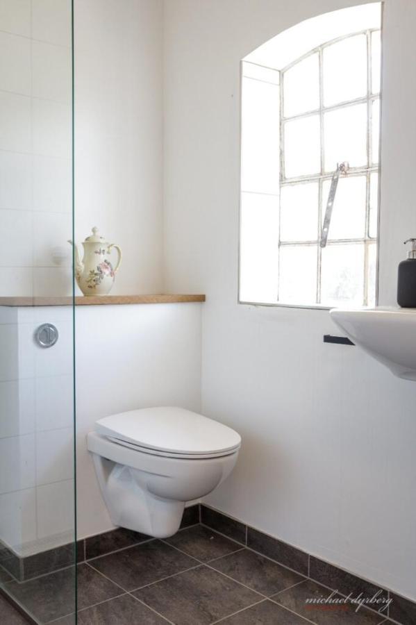 Ragnhilds Gard, Hostel Nyord エクステリア 写真