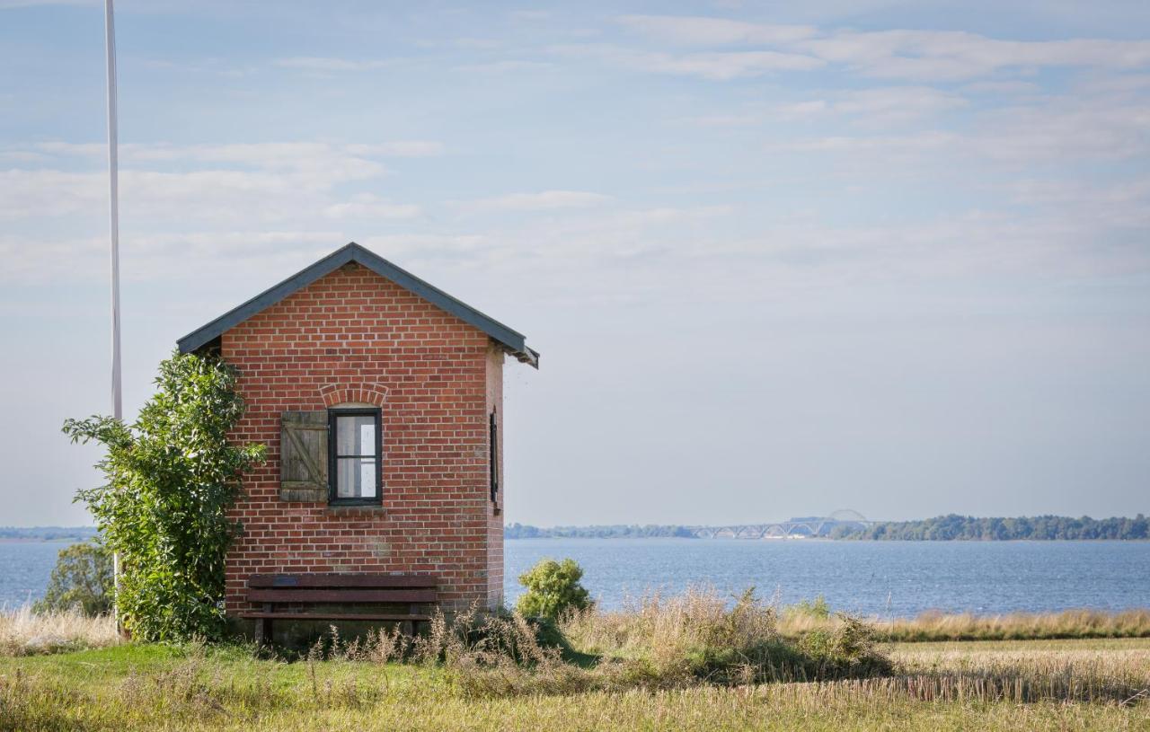 Ragnhilds Gard, Hostel Nyord エクステリア 写真