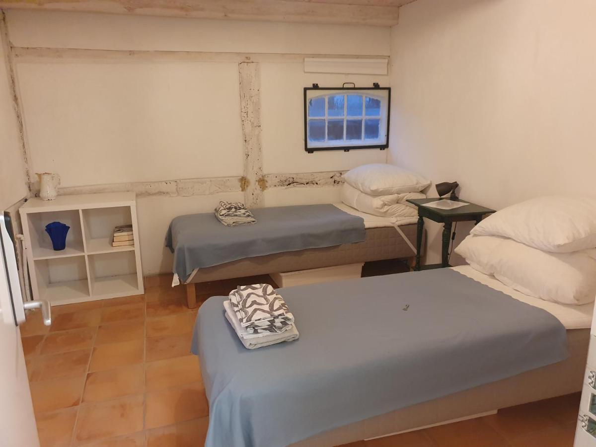 Ragnhilds Gard, Hostel Nyord エクステリア 写真