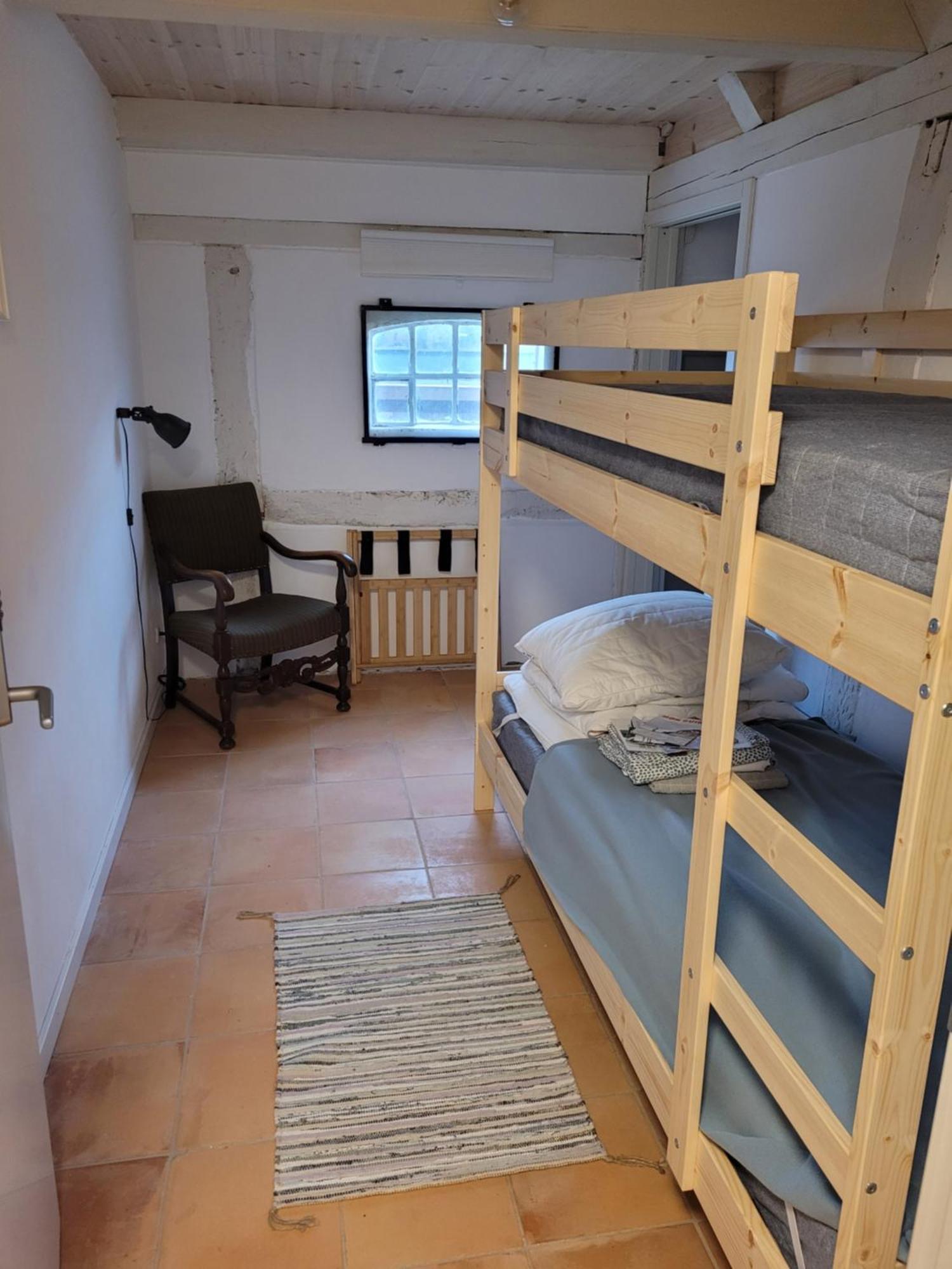 Ragnhilds Gard, Hostel Nyord エクステリア 写真