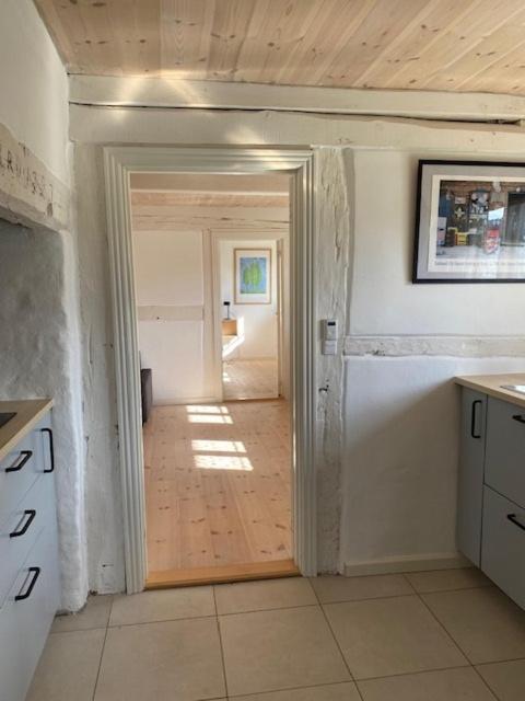 Ragnhilds Gard, Hostel Nyord エクステリア 写真
