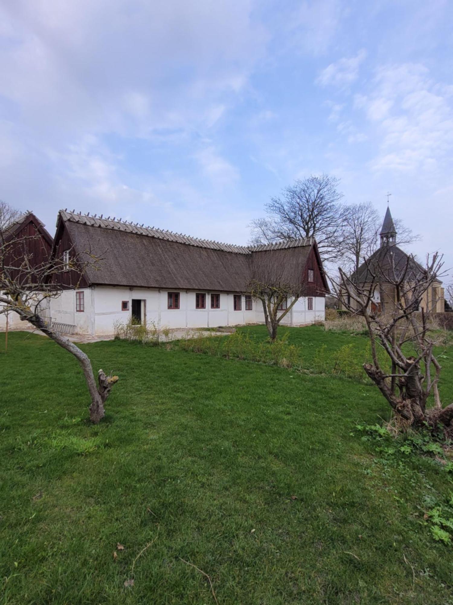 Ragnhilds Gard, Hostel Nyord エクステリア 写真
